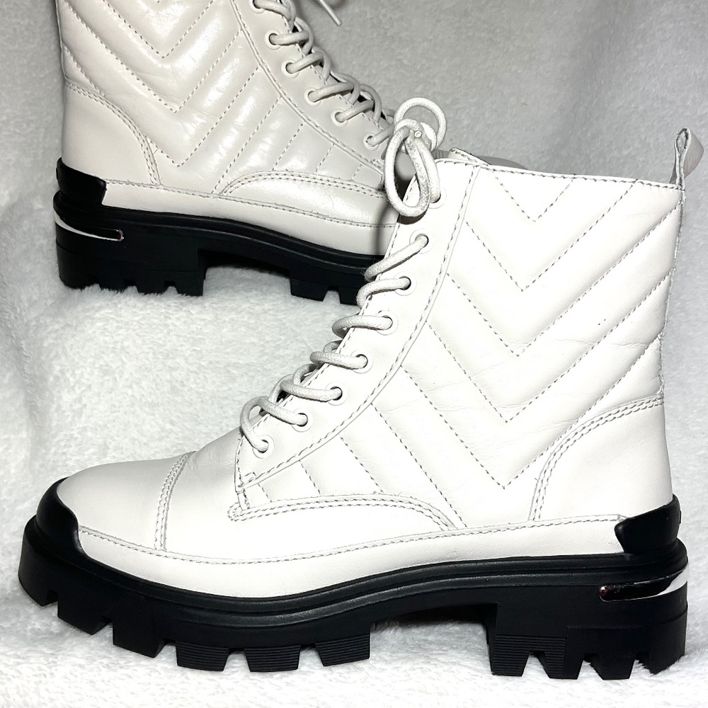 WHITE ALDO QUILTED LACE UP FAUX LEATHER COMBAT LUG SOLE ANKLE BOOTS SIZE 6.5